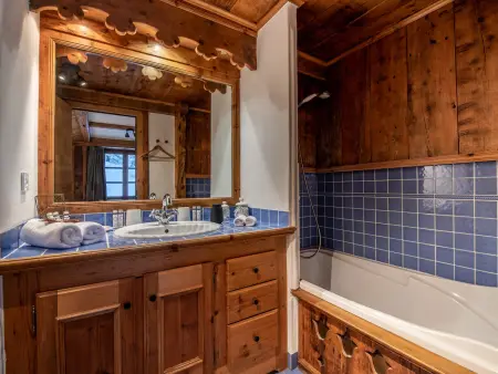 Luxueux Chalet à Courchevel avec Piscine, Hammam et Sauna - Photo 21