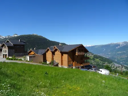 Charmant appartement 4 pièces, 8 pers, proche des pistes, parking, WIFI - Photo 3