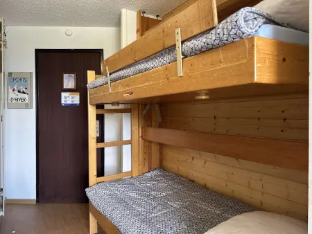 Studio cosy au ski pour 4 avec balcon, parking et wifi à Montgenèvre - Photo 11