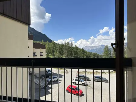 Studio cosy au ski pour 4 avec balcon, parking et wifi à Montgenèvre - Photo 13
