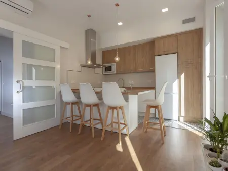 Appartement lumineux et moderne à Triana avec parking inclus, 2 chambres et 2 salles de bain - Photo 5
