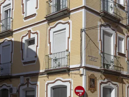 Appartement lumineux et moderne à Triana avec parking inclus, 2 chambres et 2 salles de bain - Photo 23
