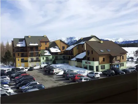 Studio lumineux, bien équipé au cœur de la station, idéal pour 2 adultes et 1 enfant. - Photo 6