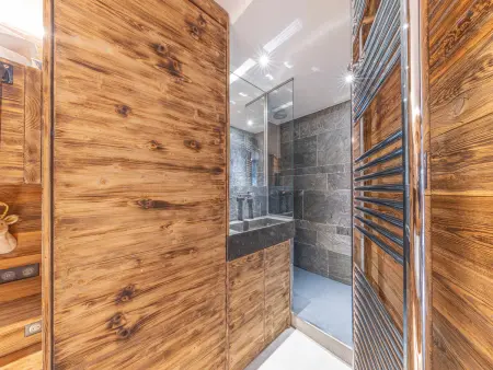 Appartement raffiné avec cheminée, balnéo et Wi-Fi à Val-d’Isère - Photo 10