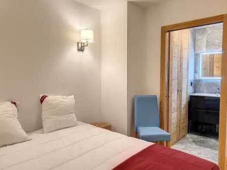 Appartement lumineux avec Spa, Billard et Parking inclus - Photo 6