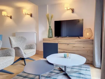 Appartement lumineux avec Spa, Billard et Parking inclus - Photo 9