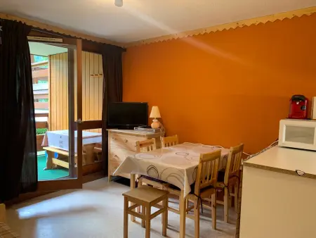 Studio cabine lumineux avec balcon, proche navette à Morzine - Photo 7