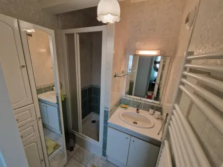 Chatelaillon-Plage Centre-Ville: Apt 4 pers, balcon, parking, piscine, wifi - Photo 8