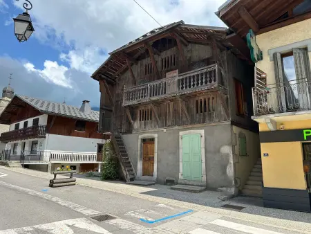 Appartement rénové 3 chambres, animaux acceptés, parking, proche Grand Massif - Photo 16