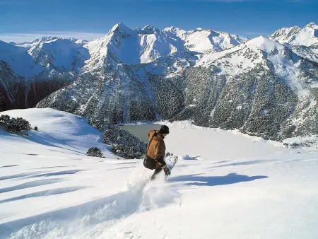 Studio Cabine 6 Pers avec Balcon, Exposé Sud, à 1700m d'Altitude à Saint-Lary-Soulan - Photo 10
