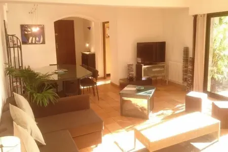Villa Loucisa, Superbe villa avec piscine à Nice - Photo 23