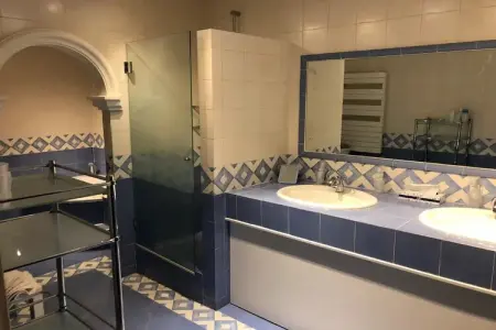 Villa Loucisa, Superbe villa avec piscine à Nice - Photo 36
