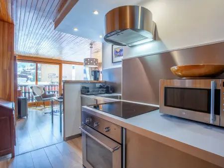 Appartement central et lumineux à Val-d'Isère, proche des pistes et commodités - Photo 5