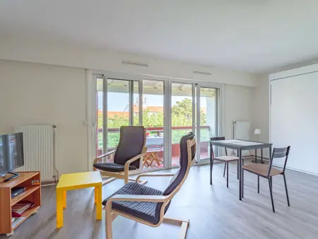 Studio lumineux avec balcon à 300m des plages d'Anglet - Photo 4
