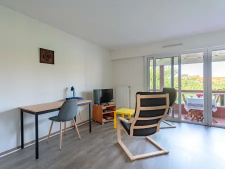 Studio lumineux avec balcon à 300m des plages d'Anglet - Photo 5