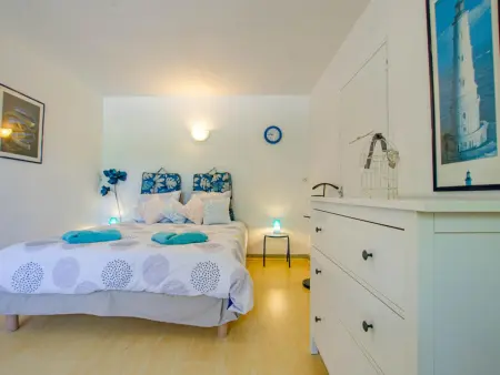 Maison avec piscine, animaux OK - 12 pers., Gite 12 personnes à Saint Hilaire sous Romilly - Photo 14