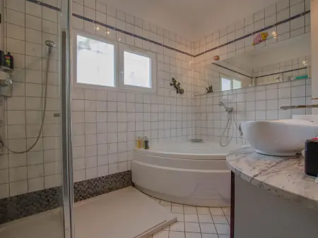Maison avec piscine, animaux OK - 12 pers., Gite 12 personnes à Saint Hilaire sous Romilly - Photo 15
