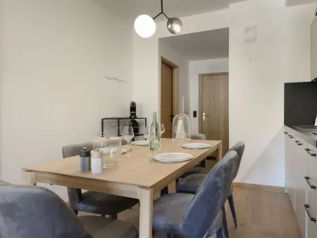Appartement moderne 46 m², 4 pers, Courchevel Moriond, skis aux pieds, balcon, parking, wifi, ascenseur - Photo 4