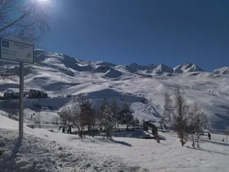 Charmant Appartement 6 Pers, Pieds des Pistes avec Navette, Parking Gratuit - Photo 10
