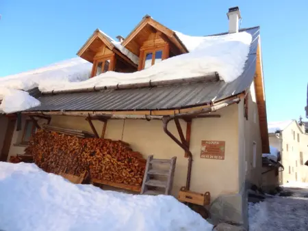 Charmant 2 pièces avec poêle, proche des pistes et navette gratuite - Serre Chevalier - Photo 8