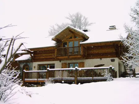 Charmant 2 Pièces + Coin Montagne - Parking Privé, WiFi, Proche Pistes - Photo 4
