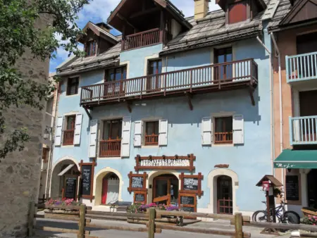Charmant duplex 3 chambres, 8 personnes avec jardin, cheminée, proche pistes - Serre Chevalier - Photo 8