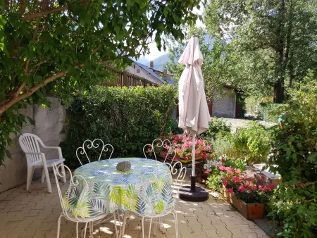 Appartement Confortable 4 Pers. à Briançon, Jardin Privatif, 300m des Pistes - Photo 1