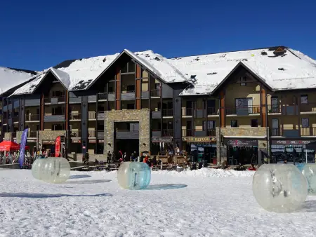 Appartement 6 pers, balcon, pied des pistes, parking, spa - Peyragudes - Photo 5