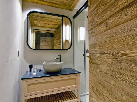Appartement skis aux pieds, cheminée, conciergerie 5* - Photo 8