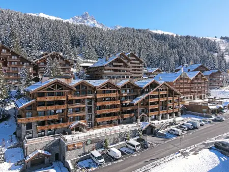 Appartement skis aux pieds, cheminée, conciergerie 5* - Photo 14