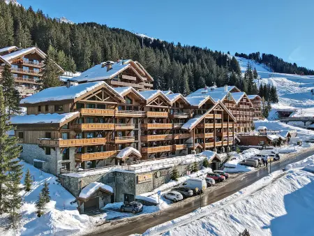 Appartement skis aux pieds, cheminée, conciergerie 5* - Photo 16