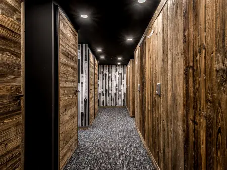 Appartement skis aux pieds, cheminée, conciergerie 5* - Photo 29