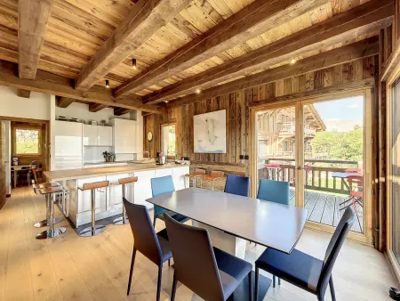 Appartement 4 Chambres avec Terrasse et Parking à Combloux - Photo 4