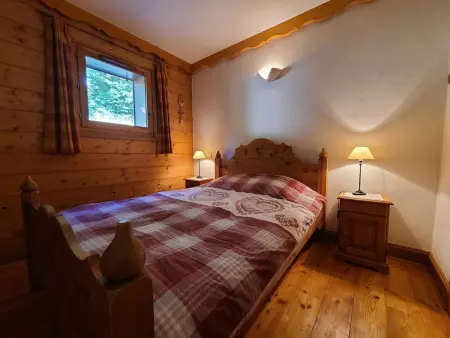Appartement 3 pièces cosy, 6 personnes, près de la piscine et du ski bus, parking inclus. - Photo 4