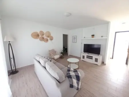 Maison de vacances confortable avec piscine à Corralejo, proche plage et commodités - Photo 7