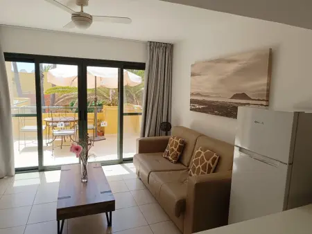 Maison de Vacances en Complexe avec Jardins et Piscines - Corralejo, Espagne - Photo 11