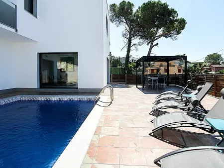Villa pour 10-12 pers., piscine privée, clim, proche plage de Lloret de Mar - Photo 13