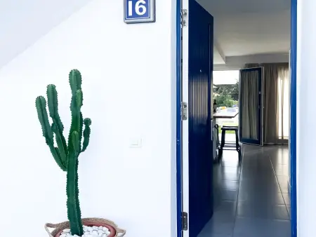 Maison de Vacances Confortable avec Piscine et Terrasse à Corralejo, Proche de la Plage - Photo 1