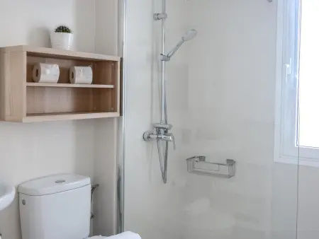 Maison de Vacances Confortable avec Piscine et Terrasse à Corralejo, Proche de la Plage - Photo 17