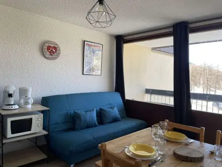 Charmant Studio 4 Pers avec Balcons, Parking et Accès Direct aux Pistes – Montgenèvre - Photo 10