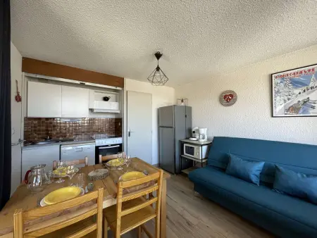 Charmant Studio 4 Pers avec Balcons, Parking et Accès Direct aux Pistes – Montgenèvre - Photo 14