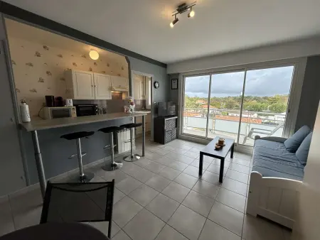 Studio lumineux avec grand balcon à Saint-Jean-de-Monts - 4 couchages - Photo 1