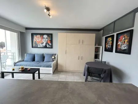 Studio lumineux avec grand balcon à Saint-Jean-de-Monts - 4 couchages - Photo 8