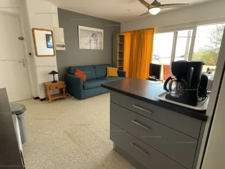 Appartement T2 en Bord de Mer avec Terrasse et Parking à Port-la-Nouvelle, 5 Couchages - Photo 2