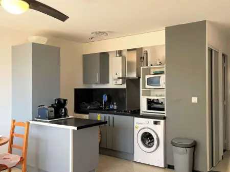 Appartement T2 en Bord de Mer avec Terrasse et Parking à Port-la-Nouvelle, 5 Couchages - Photo 5