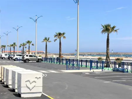 Appartement T2 en Bord de Mer avec Terrasse et Parking à Port-la-Nouvelle, 5 Couchages - Photo 9