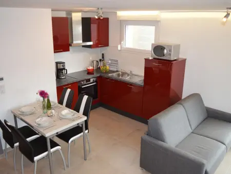 Gîte familial tout confort à Altkirch - Terrasse, jardin, parking, proche pistes cyclables et randos - Photo 12