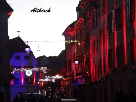 Gîte convivial avec terrasse abritée, 3 chambres, cuisine équipée, espace détente, proche autoroutes et pistes cyclables. - Photo 34