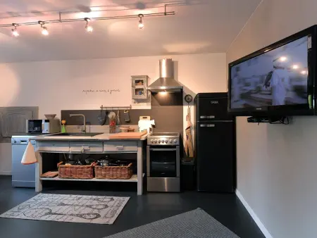Loft charmant à Leymen près de Bâle - Parking, espace vert, tout confort inclus - Photo 2