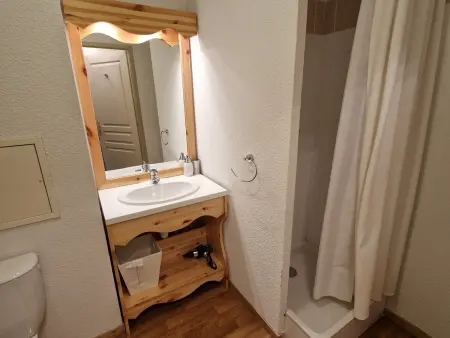 Spacieux appartement 4 pièces pour 6 - 3 chambres - 65m2 - Balcon - Proche télécabine - Photo 8